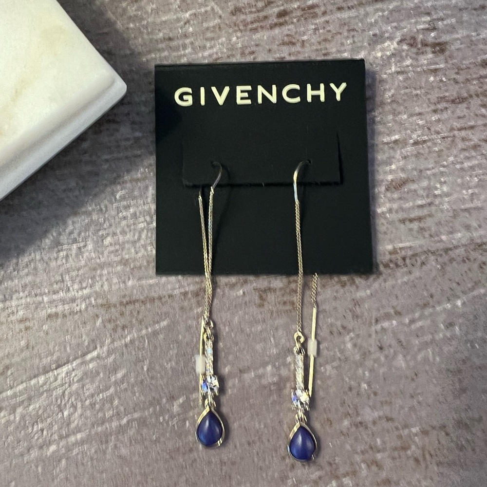 NWT 😍 Givenchy Blue Agate Chandelier Earrings